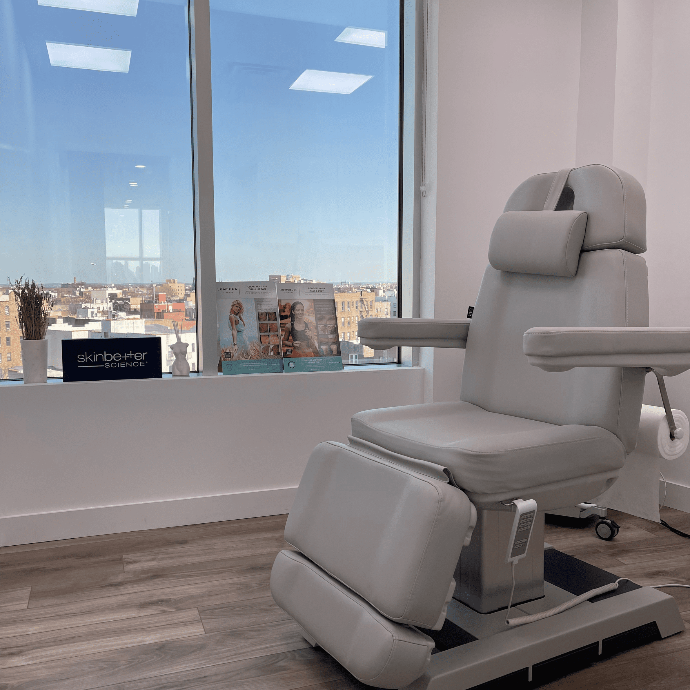 Dynana Raskin | Skinbetter